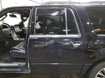 2016 Navigator Left Driver Side Rear Door Assembly Color: Black G1 Foto 1 de 4