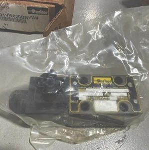 PARKER d1vw020bnyw4 HYDRAULIC Control Valve *New* - Picture 1 of 5