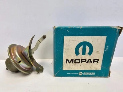 1967 Plymouth Dodge Fury Coronet 318 Distributor Vacuum Advance Unit 2642764 NOS - Image 1 of 4