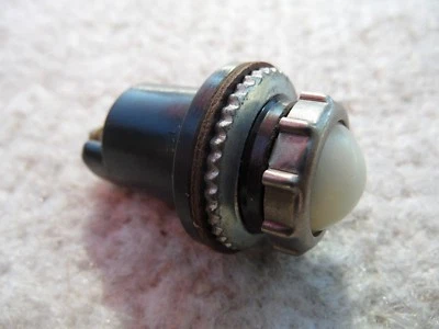 Lámpara de control CZ PAL blanca sin usar 443316903109 Tatra Skoda  Foto 1 de 3