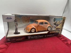 Jada VW Volkswagen Beetle Bumblebee Transformers with Charlie Figure 1:24 30114  - Picture 1 of 10