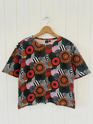 Camiseta de algodón Marimekko x Uniqlo talla S colorida abstracta floral manga corta Foto 1 de 4