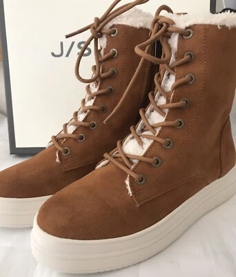 Bota de gamuza resistente al agua J/SLIDES NYC 'TORRIE', TALLA 8,5 M, COÑAC, NUEVA SIN CAJA Foto 1 de 4