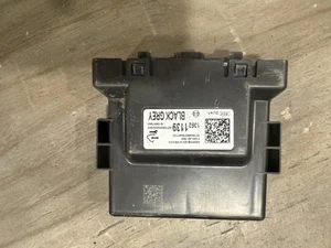 2017-2021 Cadillac XT5 OEM Gateway Control Module 13521139 - Bild 1 von 4