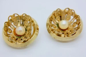 AlphaTJ Vintage FILIGREE ROSE Gold tone Clip On Earrings w/ Faux Pearl - Picture 1 of 6