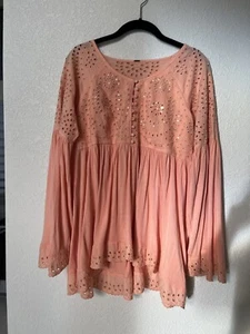 Free People Sea Of Love Tunic Sequin Embroidered Eyelet Sun Blush Boho Top XS - Picture 1 of 7