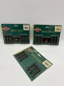 2 New Vintage MEMORIES COLLECTION Metal Christmas Village Fence +xtra for parts - Picture 1 of 7