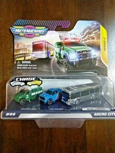 Micro City Series 2 Chrome Bus Chase #0110 - 2020 Micro Machines Set - Picture 1 of 4