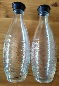 2x Glasflaschen Glaskaraffen für Sodastream - Crystal Penguin - 0,7 Liter - Bild 1 von 4