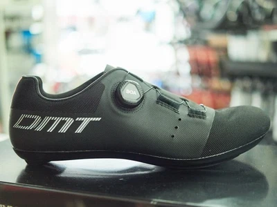 Zapatos de ciclismo de carretera DMT KR4 - ligeros, rígidos, ajuste de rendimiento 10 EE. UU. Foto 1 de 4