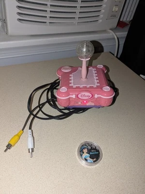 2005 Jakks Pacific Disney Princess Plug N' Play ТВ видео игры джойстик (проверено) - Изображение 1 из 4