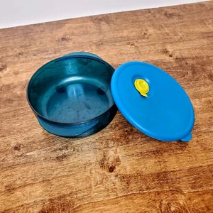Tupperware Round Rock N Serve Container #4151 Blue ~ 2 1/2 Cups - Picture 1 of 7