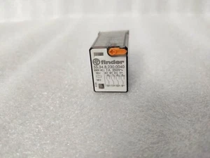 Relé Finder 55.34.8.230.0040 nuevo - Imagen 1 de 8