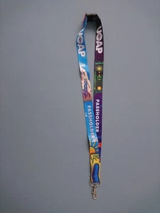 NEU 2025 UOAP UNIVERSAL STUDIOS ORLANDO JAHRESKARTENHALTER SCHLÜSSELBAND - "BRANDNEU" - Bild 1 von 13