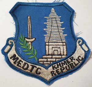 Vietnam War Patch US Medical Treatment Center At KAMPONG CHAM, Khmer Republic. - Picture 1 of 2