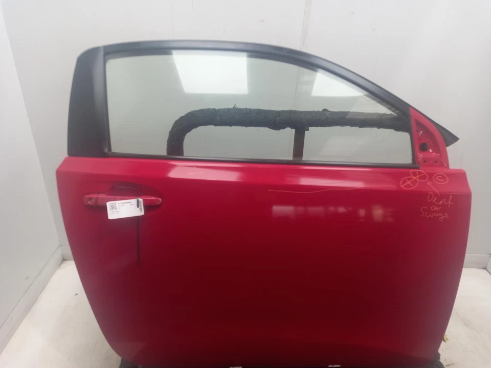 TOYOTA IQ Right Front Door O/S 2008-2015 3P0 3 Door Hatchback  - Image 1 of 4