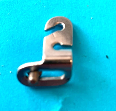 SINGER SEWING MACHINE BOBBIN WINDER BED TENSION THREAD GUIDE  VINTAGE   p758 - Image 1 of 2