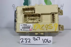 919501W560 Kia Rio 2012-2015 Dash Fuse Junction Box Module 106 2J2 B7 - Picture 1 of 9