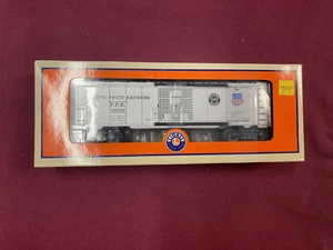 Lionel O Gauge #6-82052 PFE Pacific Fruit Express Ice Car MINT - Picture 1 of 2