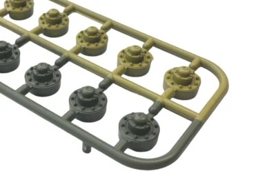 Heng Long RC Tank 1/24 2.4Ghz 3809 Main Wheel Cover Parts German Panzer Leopard - Image 1 of 2