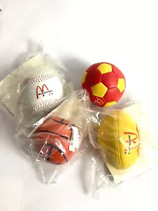 Juego de 4 juguetes de pelota deportiva vintage de McDonald’s - Imagen 1 de 2