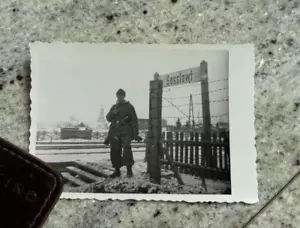 Orig. Foto Bahnhof Sasslawl schwere Panzer-Abteilung 509 Tiger 2. WK Febr. 1944 - Bild 1 von 3