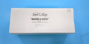 Department 56 Snow Village Skater & Skifahrer Figuren Weihnachtsstadt 3er Set - Bild 1 von 14