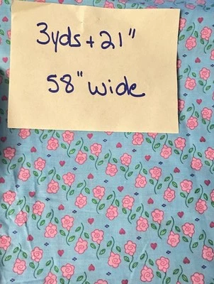 Tecido de algodão acolchoado vintage azul Cranston com flores rosa 58” X 3yds 21” - Imagem 1 de 4