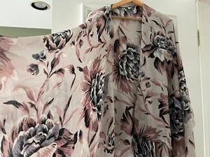 BURBERRY WOOL SILK PINK FLORAL PONCHO CAPE  SHAWL SCARF BLANKET - Picture 1 of 9