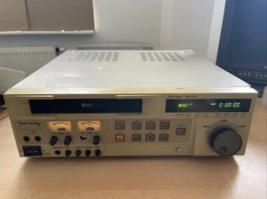 PANASONIC AG-7350 Professional High-End SVHS-Videorecorder PAL -2J Garantie - Picture 1 of 9