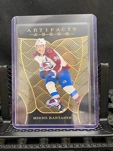 Mikko Rantanen 2022-23 Artefakte - Aurum - Lawine - Bild 1 von 2