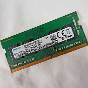 Samsung 2GB 1Rx16 PC4-2400T-SC0-11 DDR4 Laptop RAM - Picture 1 of 3