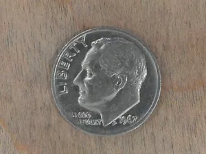 1967 Roosevelt Dime Actual Coin - Picture 1 of 2