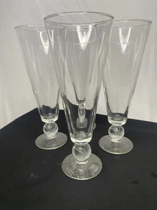 L@@K 4 BASKETBALL THEMED PILSNER STYLE PINT BEER GLASSES 16OZ   HOME BAR CLASSIC - Picture 1 of 7