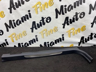 Placa de desgaste iluminada para puerta delantera derecha Hyundai Genesis Coupé 13-16 Foto 1 de 4