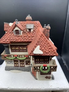 Dept 56 Dickens Peggotty's Seaside Cottage 55506 David Copperfield Retired 1992 - Picture 1 of 8