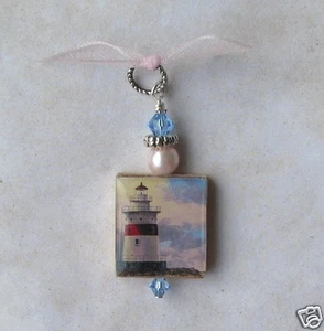 Lighthouse Pendant Charm Oceans Edge Sky Shades of Pink & Blue Altered Art  - Imagen 1 de 1