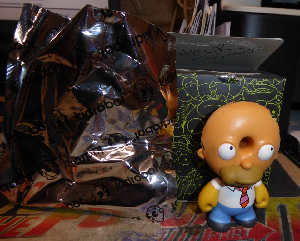 Kidrobot TreeHouse horror Homer Donut Head Complete Boxed Figure doughnut - Image 1 of 1