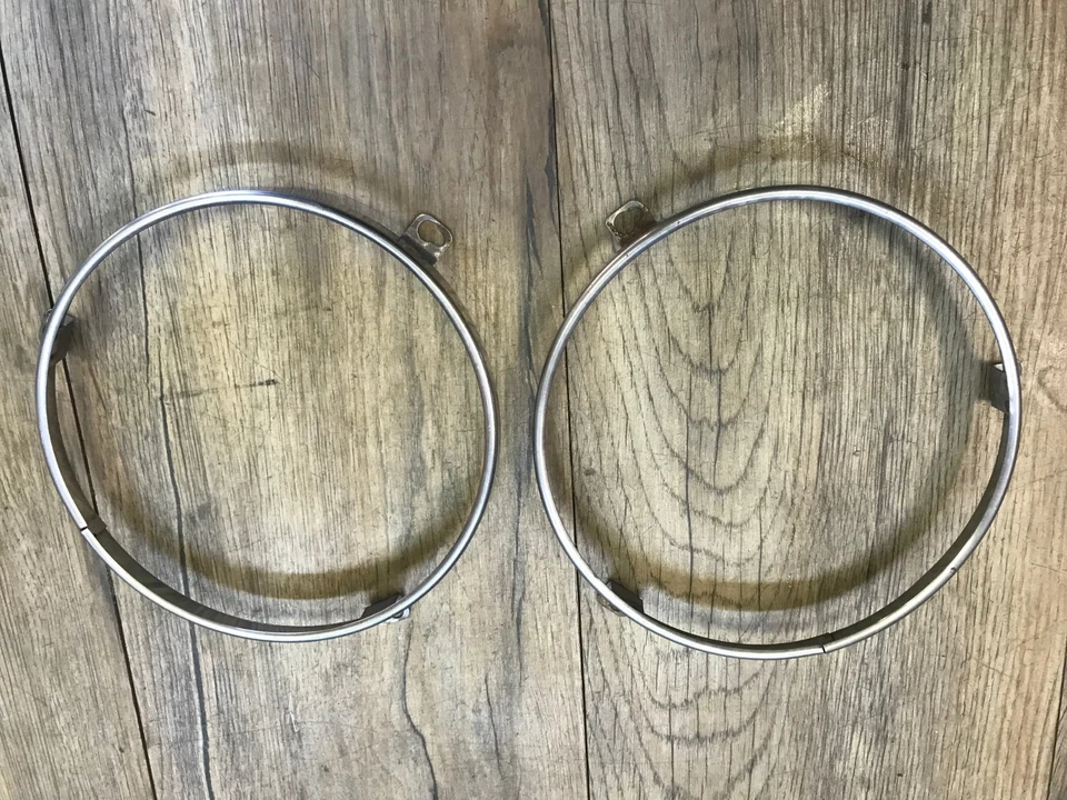 PLYMOUTH CUDA E 1970 CARROCERÍA MOPAR USADO OEM FAROS ANILLOS DE RETENCIÓN Foto 1 de 4