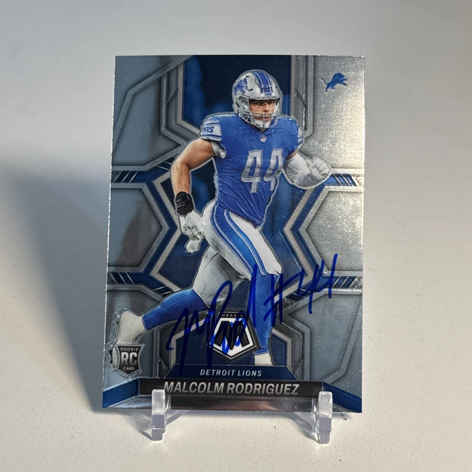 2022 Panini Mosaic #400 Malcolm Rodriguez RC Rookie Detroit Lions RODRIGO SIGNED - Image 1 of 2
