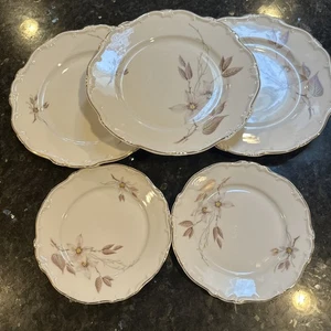 Forest Bavaria GermanyPorcelain Dinner Plates 10” Scalloped Edge & Gold Rim-5 Pc - Picture 1 of 12