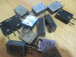 FT-243 CR8*/U Quarz Funk Kristall (eine) ungewöhnliche Frequenzen 60m Amateurfunk 4 5 6 MHz - Bild 1 von 5