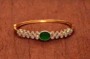 7Ct Oval Cut Lab Created Diamond & Emerald Bracelet For Women's 14K Gold Plated - Picture 1 of 3