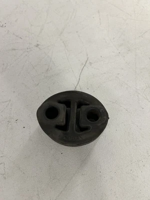 TOYOTA / LEXUS SILENCIADOR DE ESCAPE TUBO AISLADOR SUSPENSIÓN OEM Foto 1 de 4