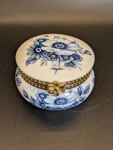 Vintage Liette International blau & weiß Porzellan aufklappbare Schmuckschatulle Floral - Bild 1 von 6
