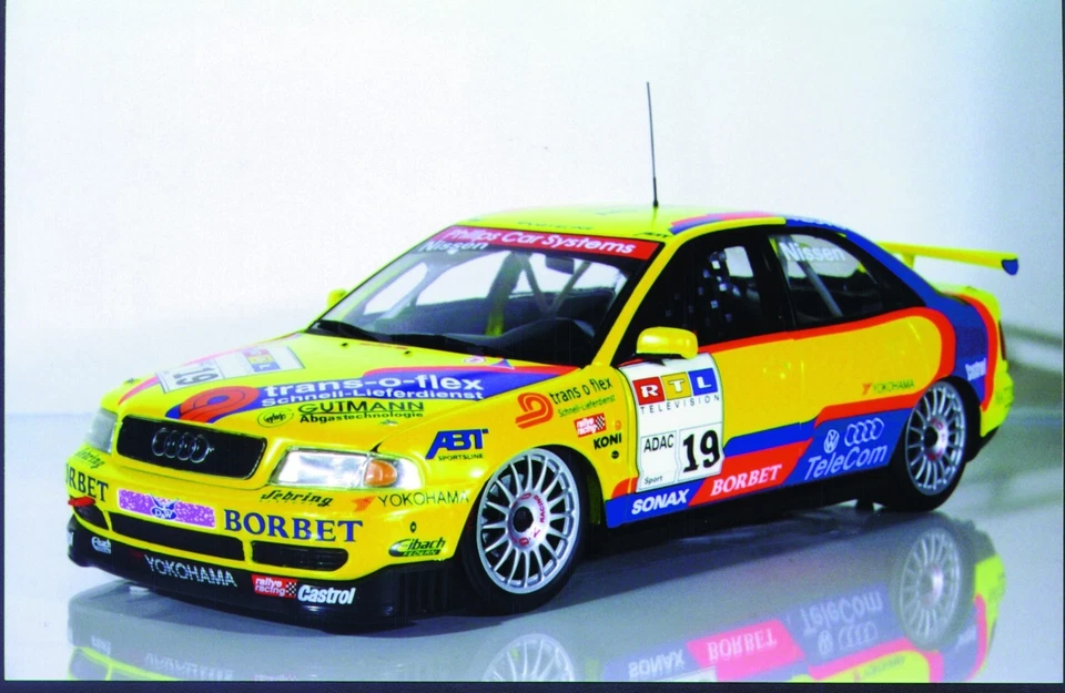 Modelos 1:18 UT Audi A4 STW '97 #19 Nissen Sportline Foto 1 de 1