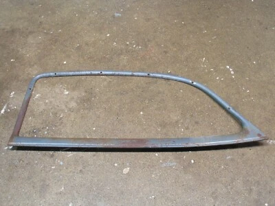 1949 1950 1951 1952 Chevrolet Styleline acabamento especial duas portas enfeite LH DRIVERS - Imagem 1 de 3