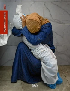 World Press Photo Yearbook 2024 [hardcover] Taylor-Lind, Anastasia,Nematov, Elyo - Picture 1 of 1