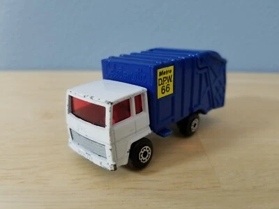 Vintage Matchbox 1979 Superfast #36 White/Blue Metro Garbage Refuse Truck 1/64 - Image 1 of 4