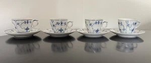 Juego de tazas y platillos lisos acanalados azules Royal Copenhagen número 79 juego de (4) - Imagen 1 de 4